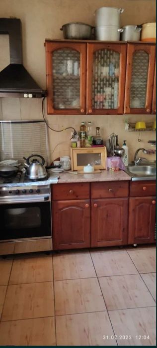 Квартира продаётся Чиланзар 18 квартал 2/4/4 50м2 меб тех