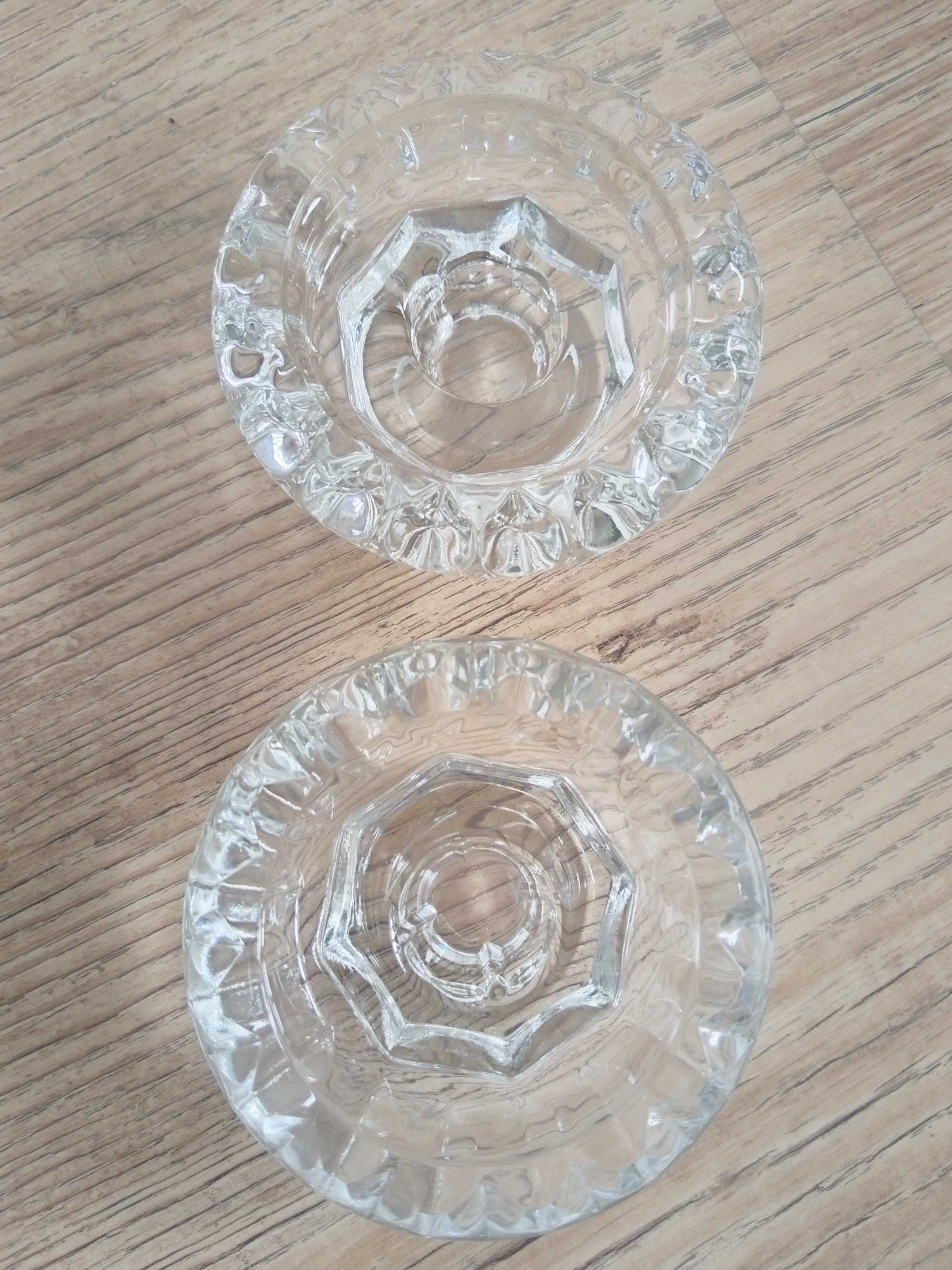 Set de două suporturi pentru lumânări, din cristal franțuzesc, vintage