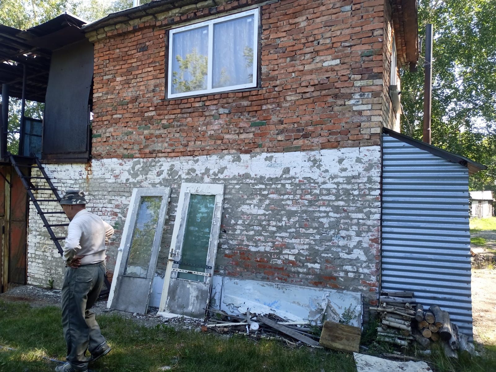 Продам гараж 2 в одном