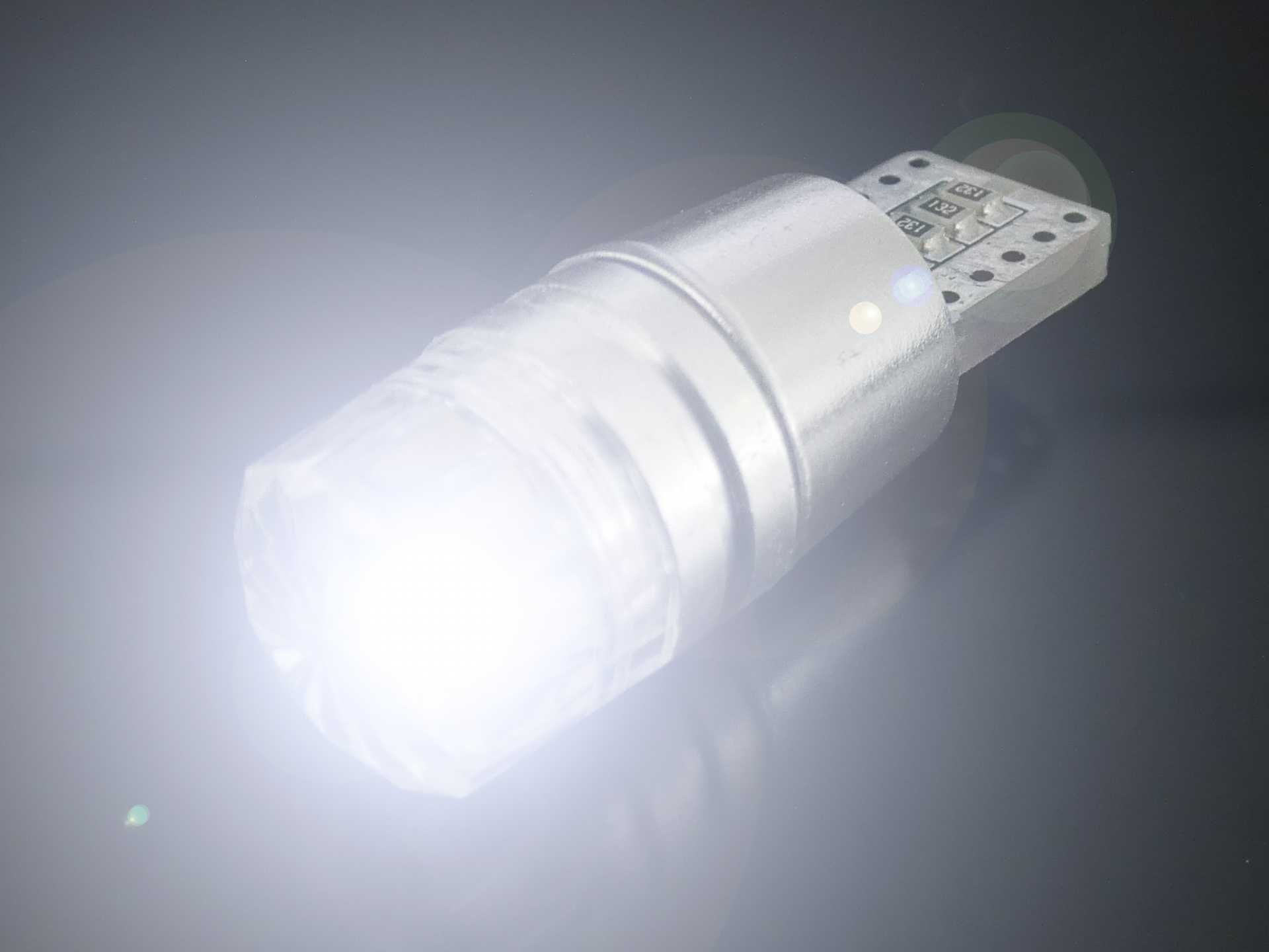 LED Лед Диоднa Крушкa За Габарит Т10 W5W 12V COB Canbus бяла или синя