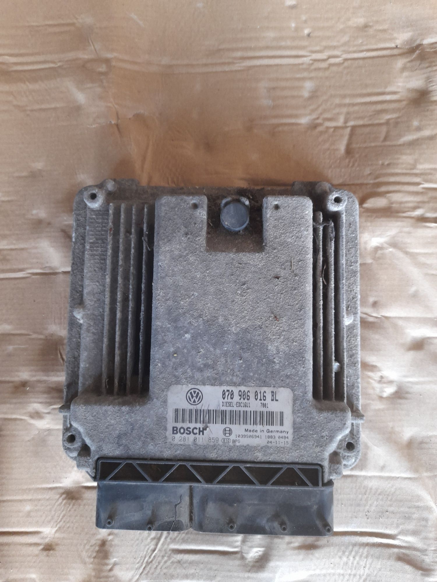 Calculator motor ecu vw touareg 2.5 tdi bac