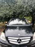 Vând Mercedes b class180