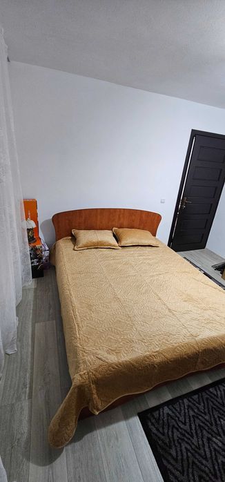 Cameră de închiriat