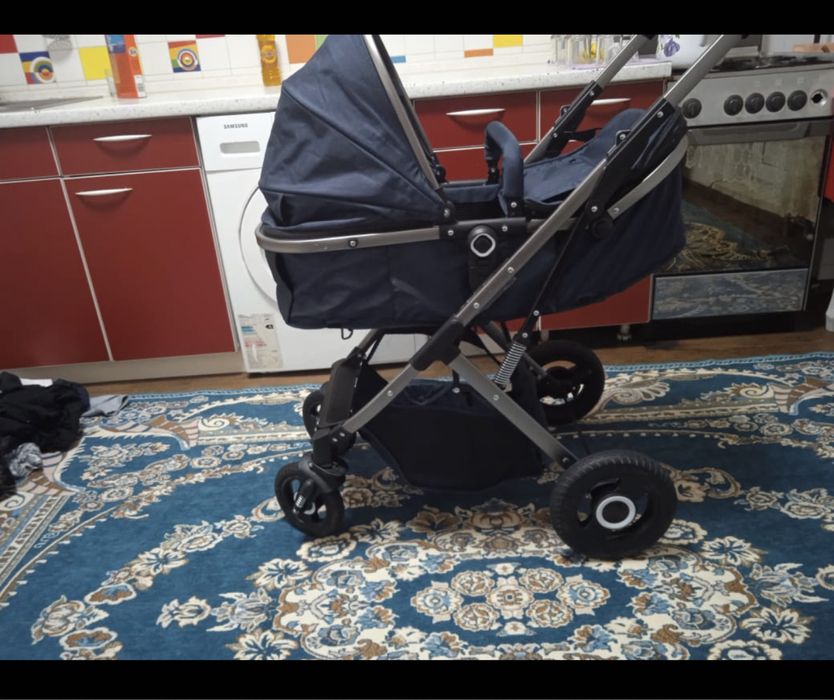 Коляска детская новая