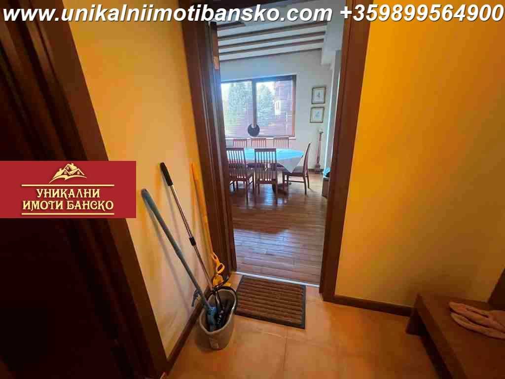 Близко до лифта! Четиристаен апартамент за продажба в Банско