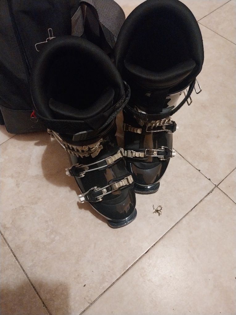 Ски обувки rossignol
