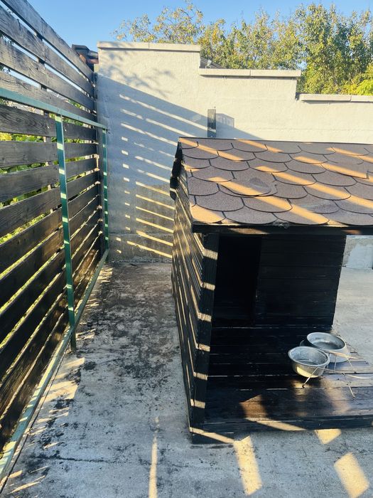 Cusca animale/ caine din lemn wenge superba