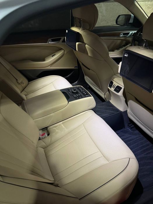 Genesis g 80 Sotilad