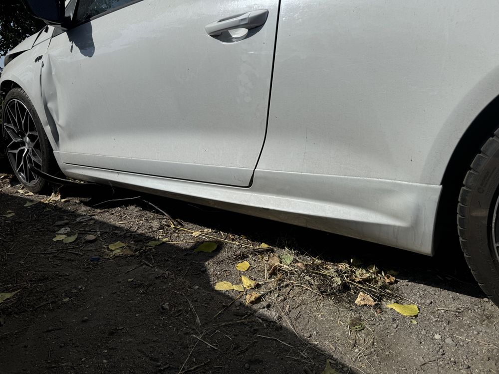 VW Scirocco 2.0 tfsi R-Line KEYLESS на части
