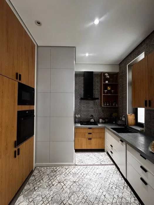Просторная квартира в новостройке, евро-люкс, 120м2, Дуплекс, 4-комнат