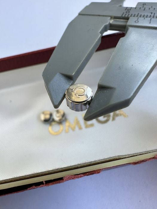 Coronite ceas Omega vintage