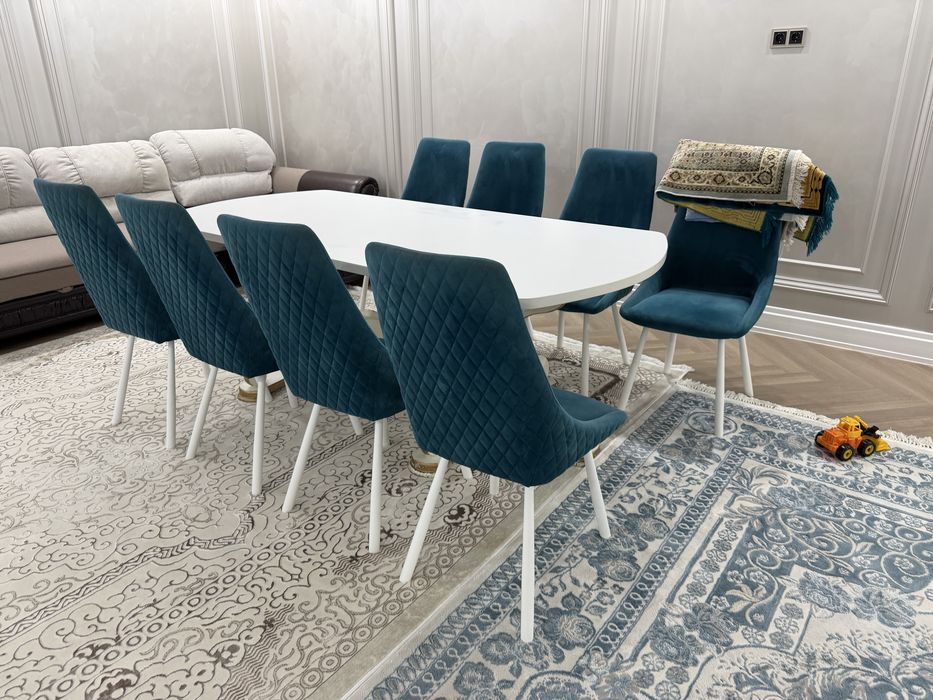 Продается Стол со Стульями