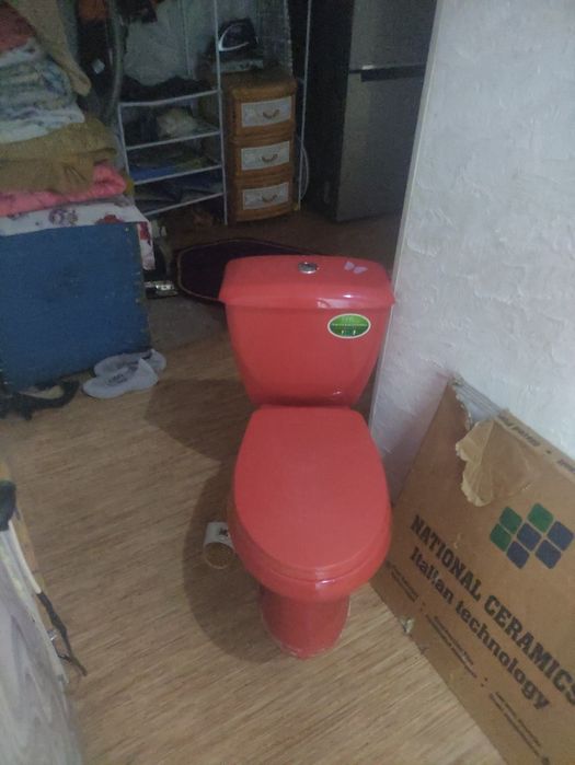 Продам Унитаз полностью готовый к работе