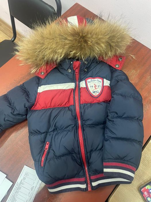 Продается куртка 2-3 года