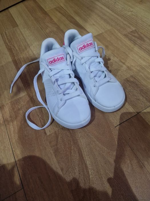 Tenesi Adidas masura 30