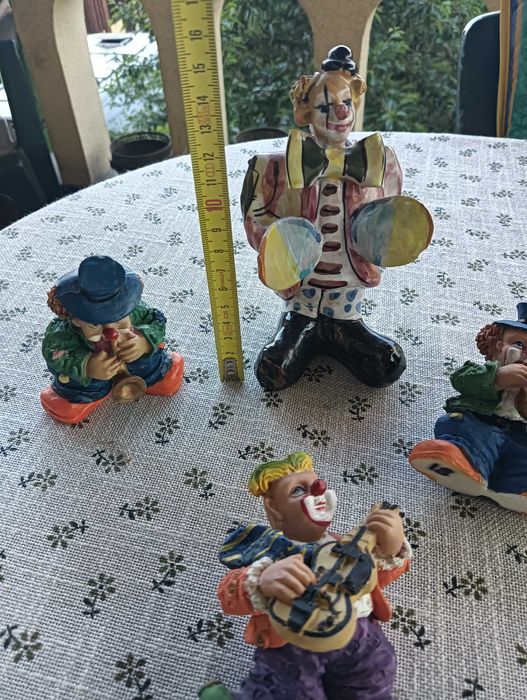 Clovni potriviti pt decor