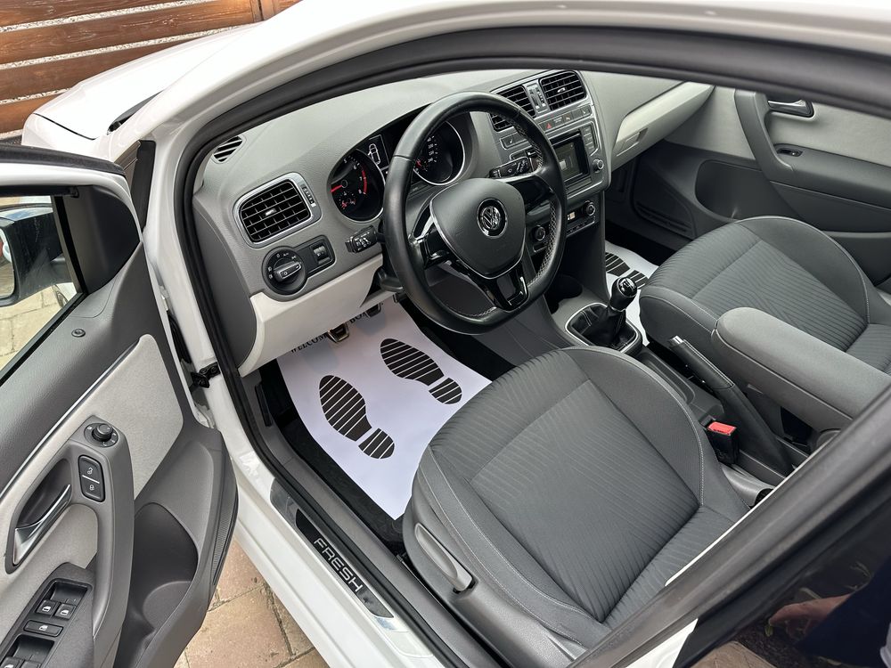 Vw Polo 2015 Model Fresh Benzina