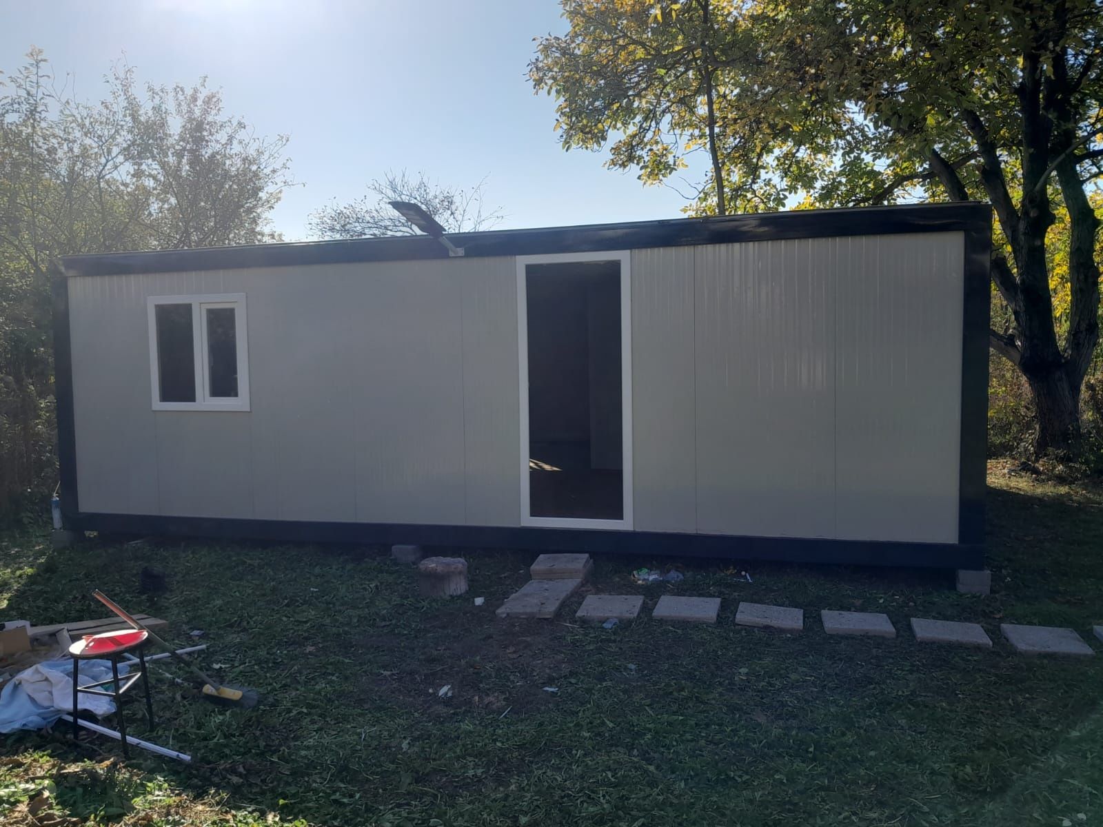 Vând container birou, comercial cu vitrina, magazie, vestiar, sanitar
