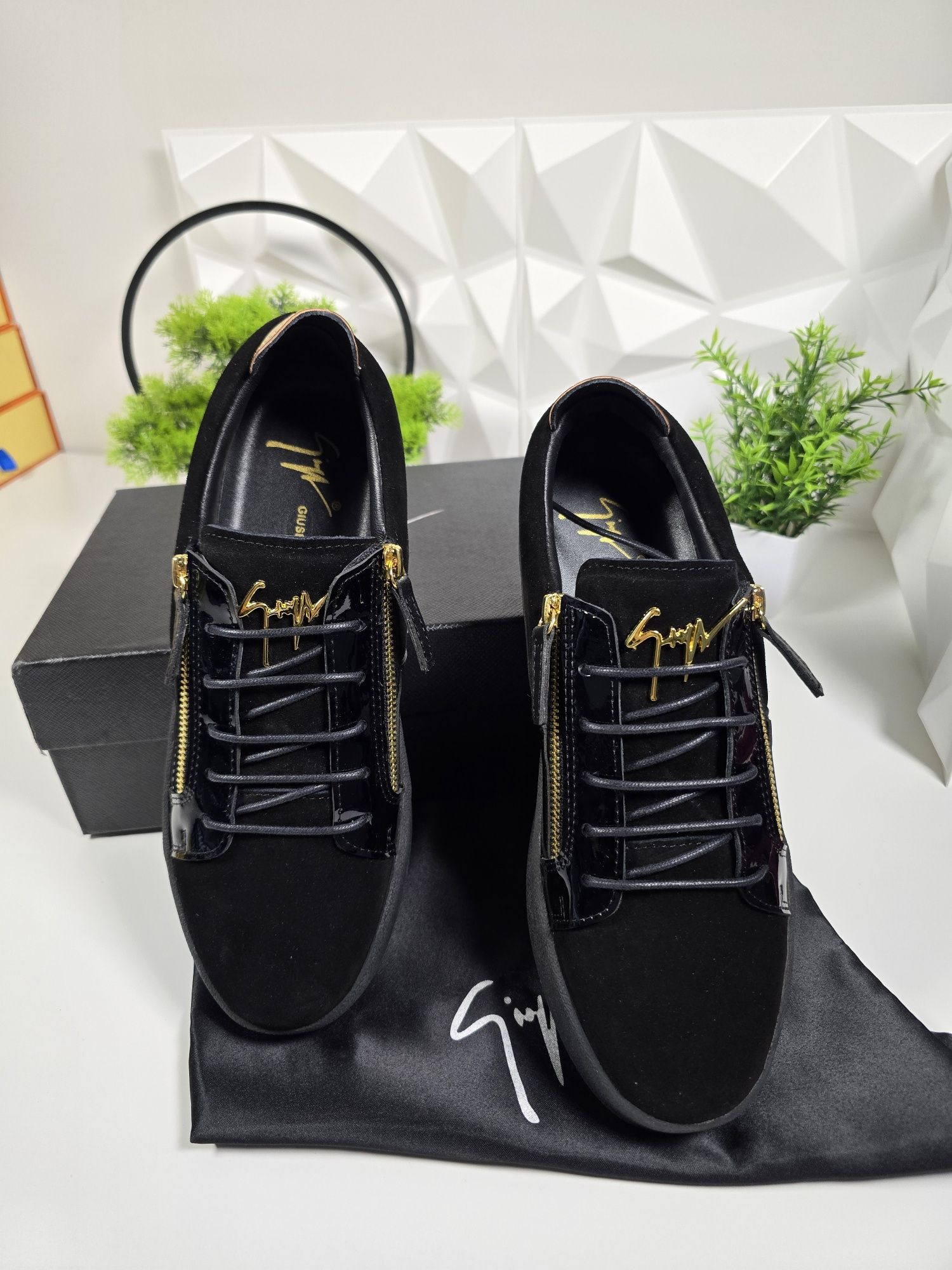 Обувки Giuseppe Zanotti