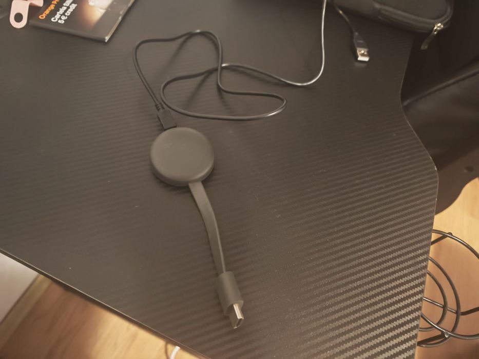 Vând Chromecast gen 3