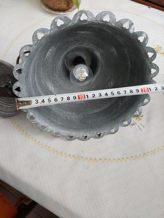 Таванна лампа във винтидж стил