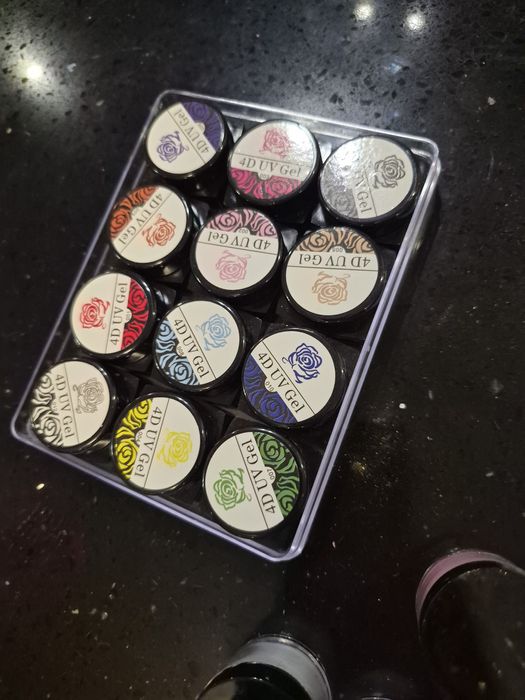 Пигменти  декорация за ноктопластика