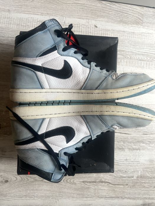 Air Jordan 1 High University Blue