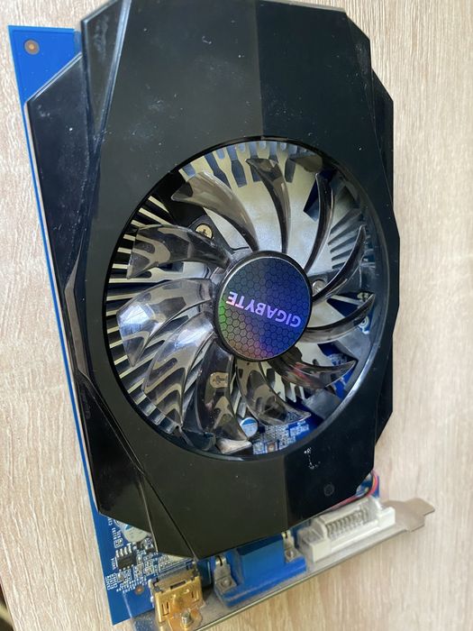 Видеокарта gigabyte gt730 2gb vram