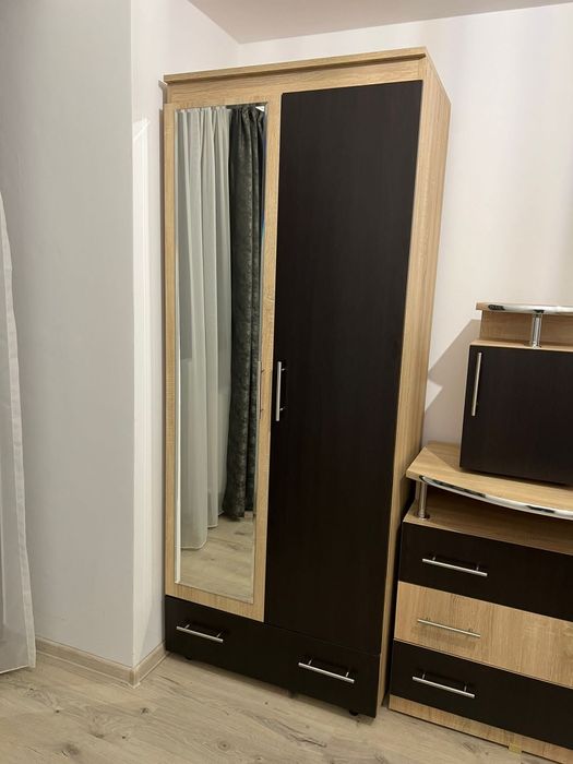 Vând mobilă dormitor nouă