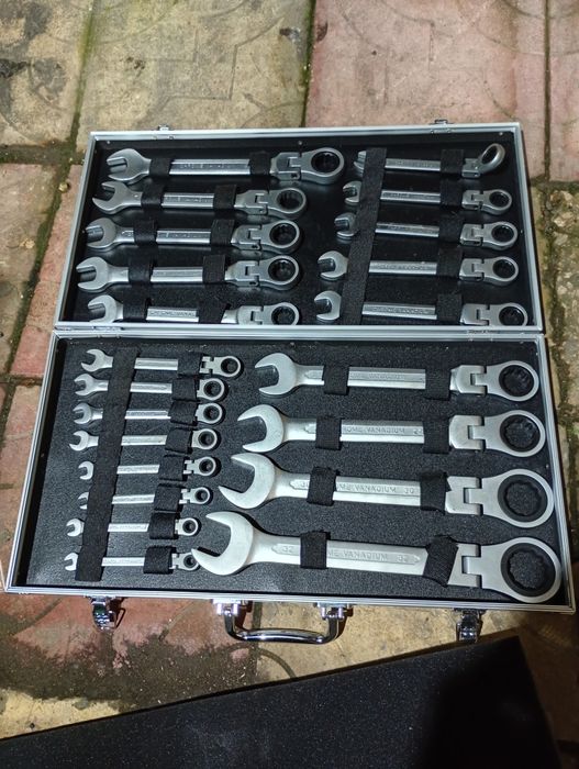 Комплект Звездогаечни ключове от 6 до 32