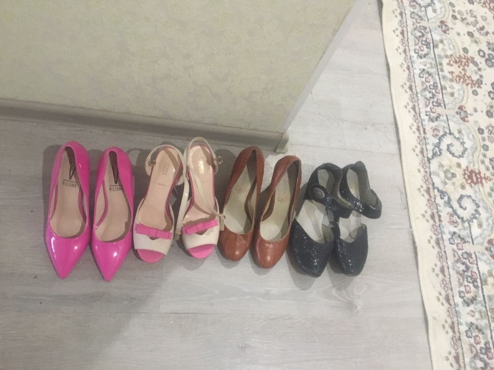 Обувь разная