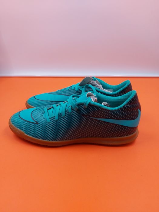 Nike Bravatax  номер 42 Оригинални футболни f/wlur