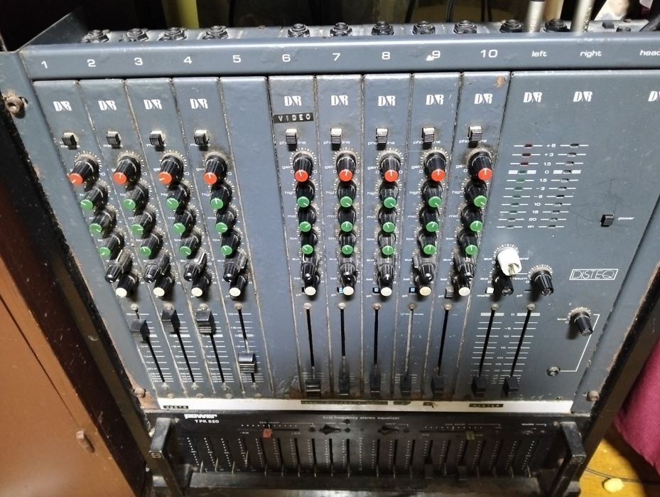 Vând sau schimb telefon