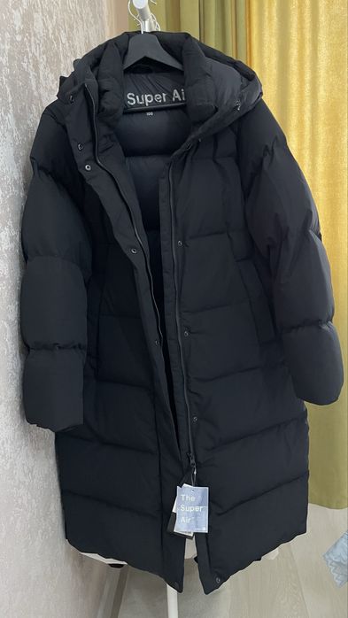Продам новую куртку uniqlo, top10