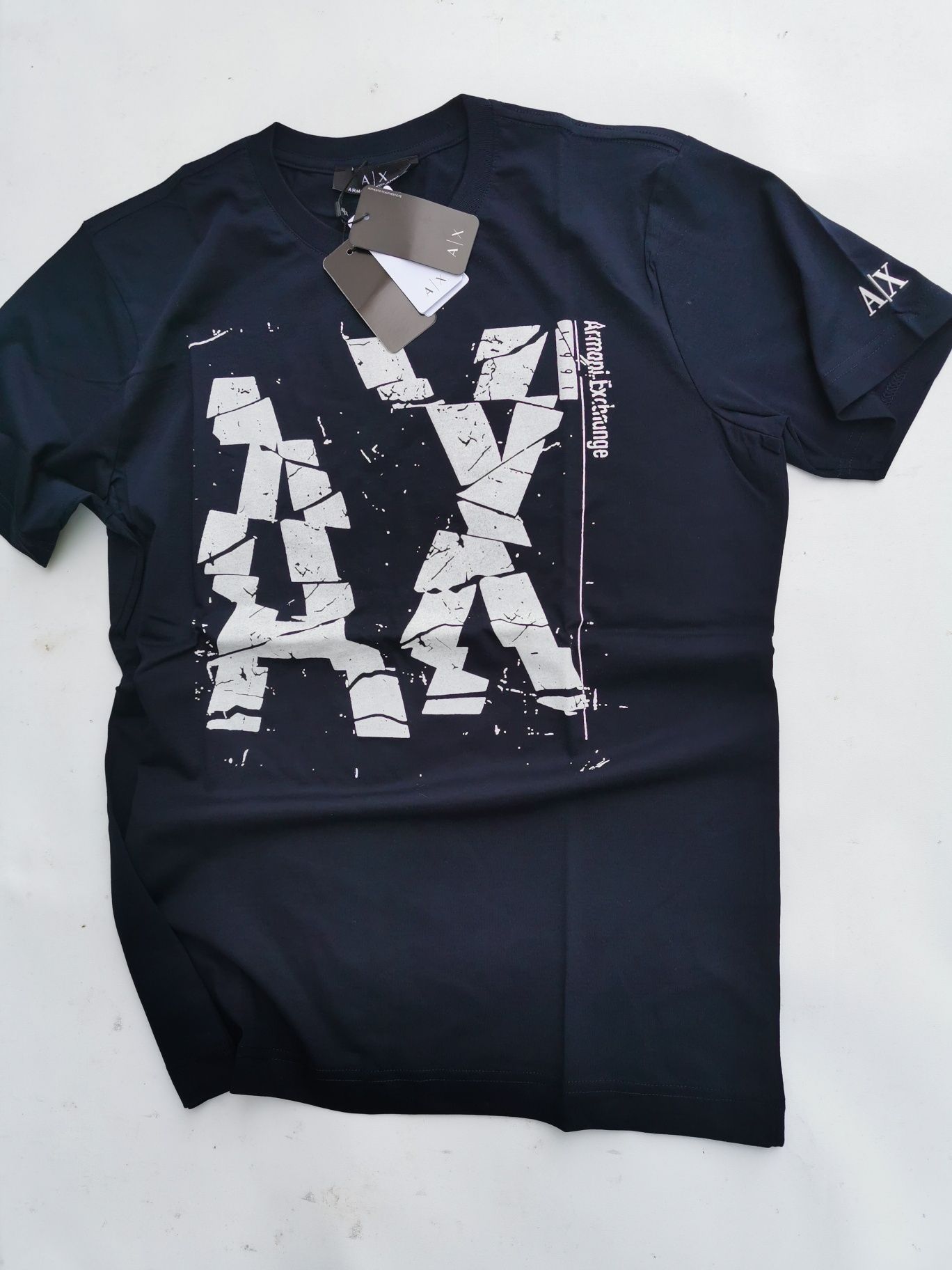 Armani Exchange  size L