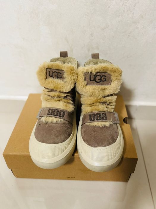Ghete UGG in cutie