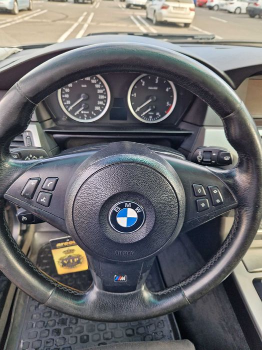 Vand autoturism BMW  520