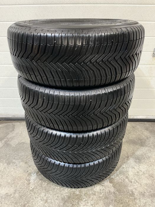 Set 4 anvelope de iarna Michelin CrossClimate 2 225/55 R16 95W