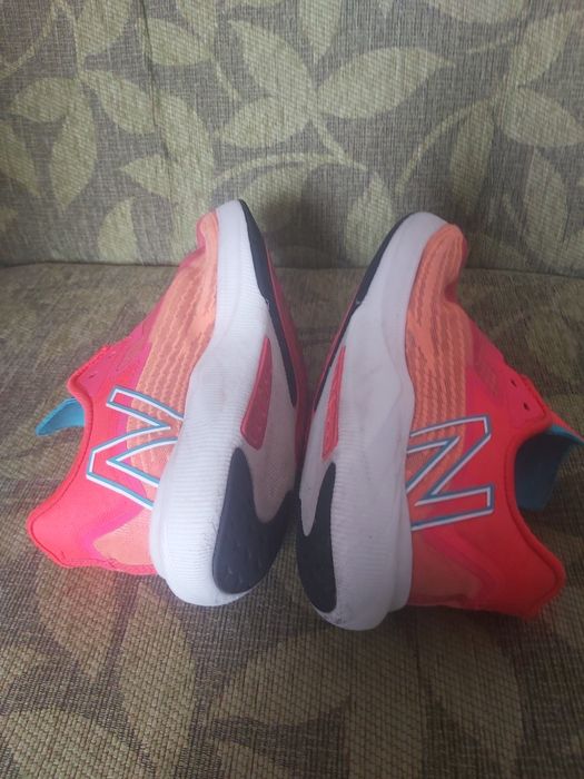 Дамски маратонки New Balance