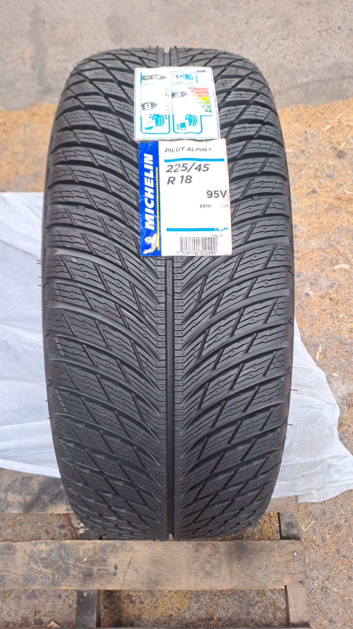 1бр. Нова 225/45/18 Michelin Pilot Alpin 5