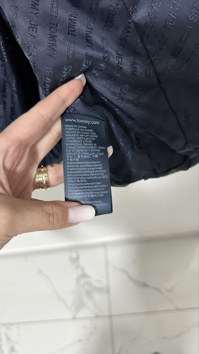 Geaca tommy hilfiger originala