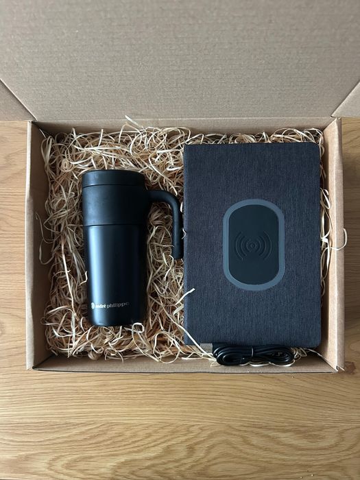 Set cadou cana termica si agenda smart