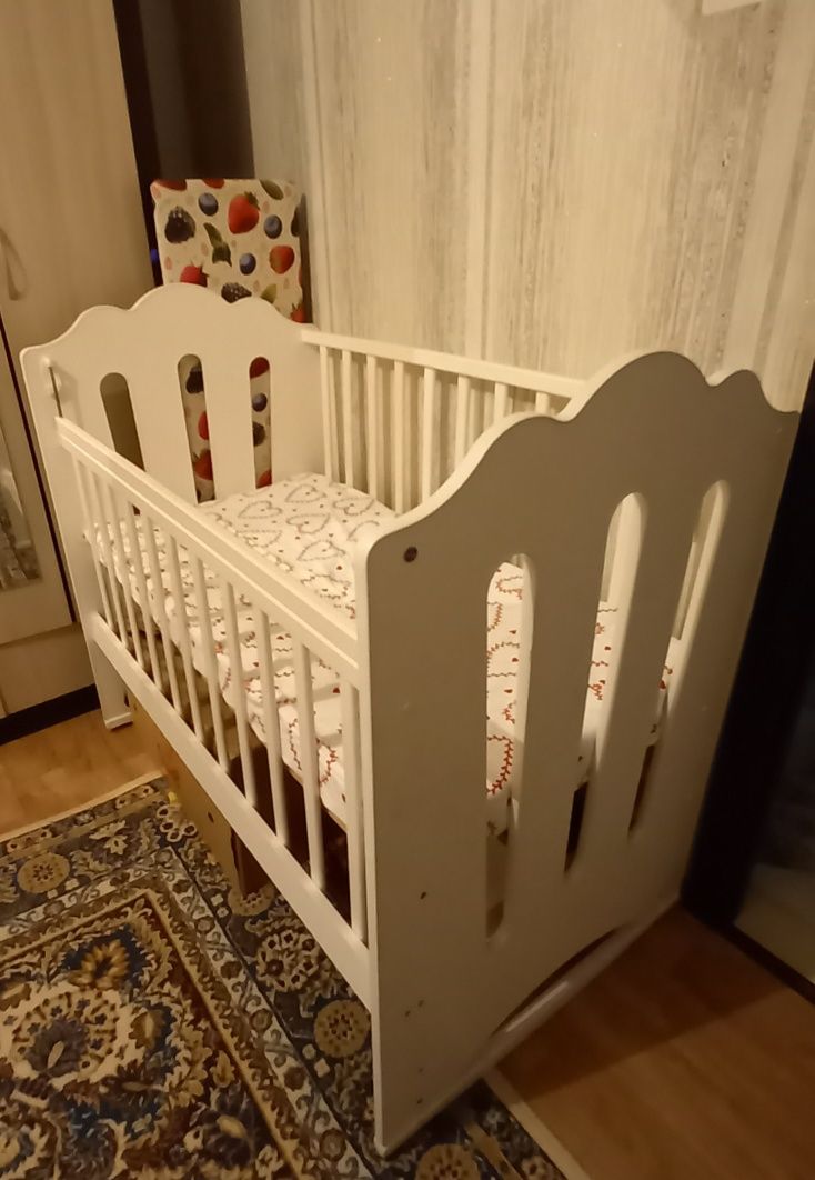 Продам детскуюю кровать