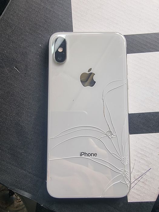 Iphone XS 64GB Бял