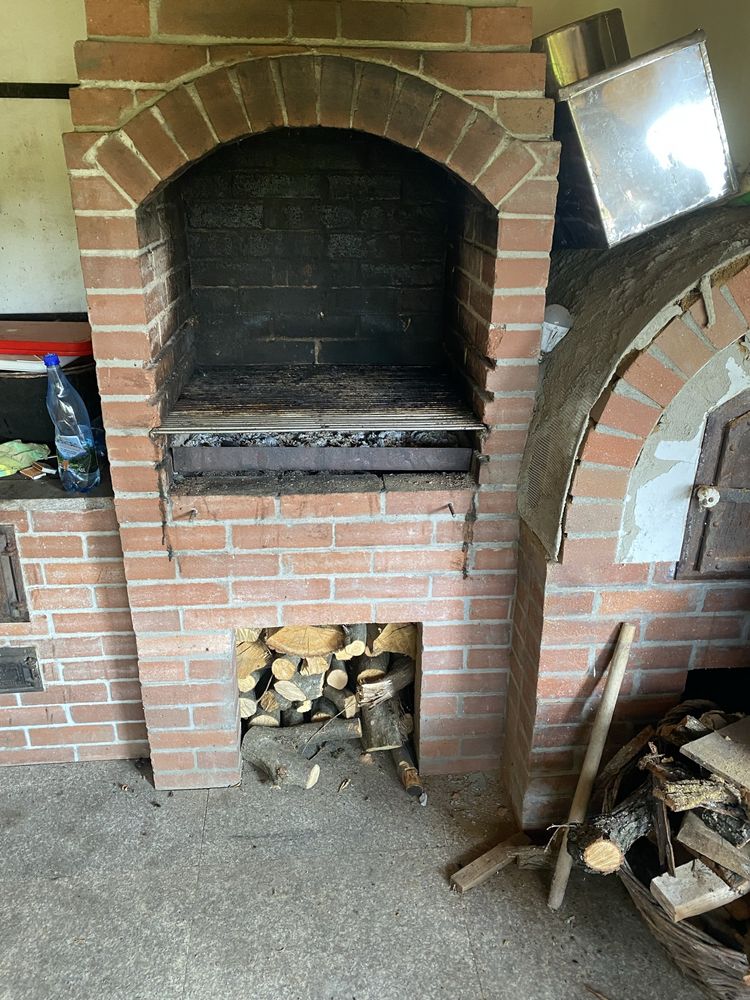 Casa pe strada Cascadei cu 14 ari teren