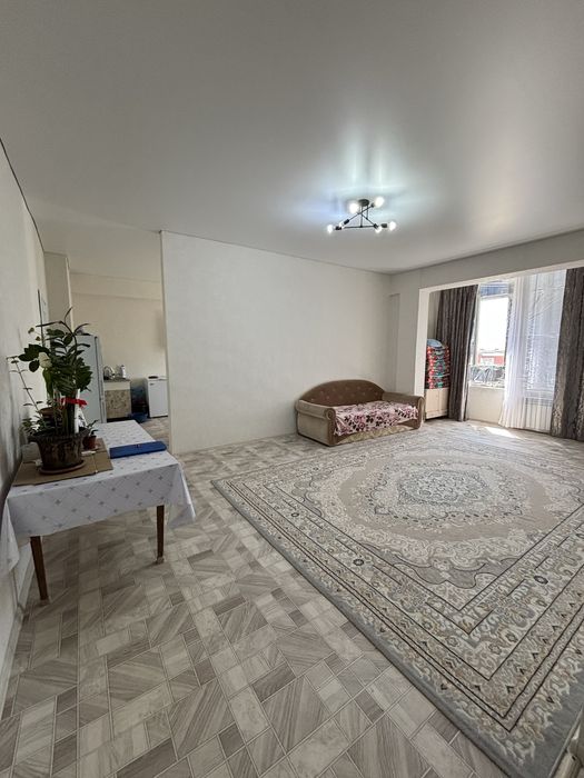 Продам двухкомнатную квартиру на Детской больнице