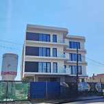 Apartament De Vânzare decomandat, 3 camere, boxa de depozitare