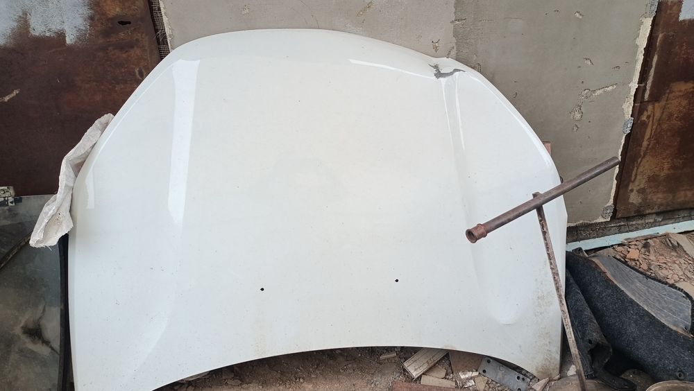 Продам капот от авто