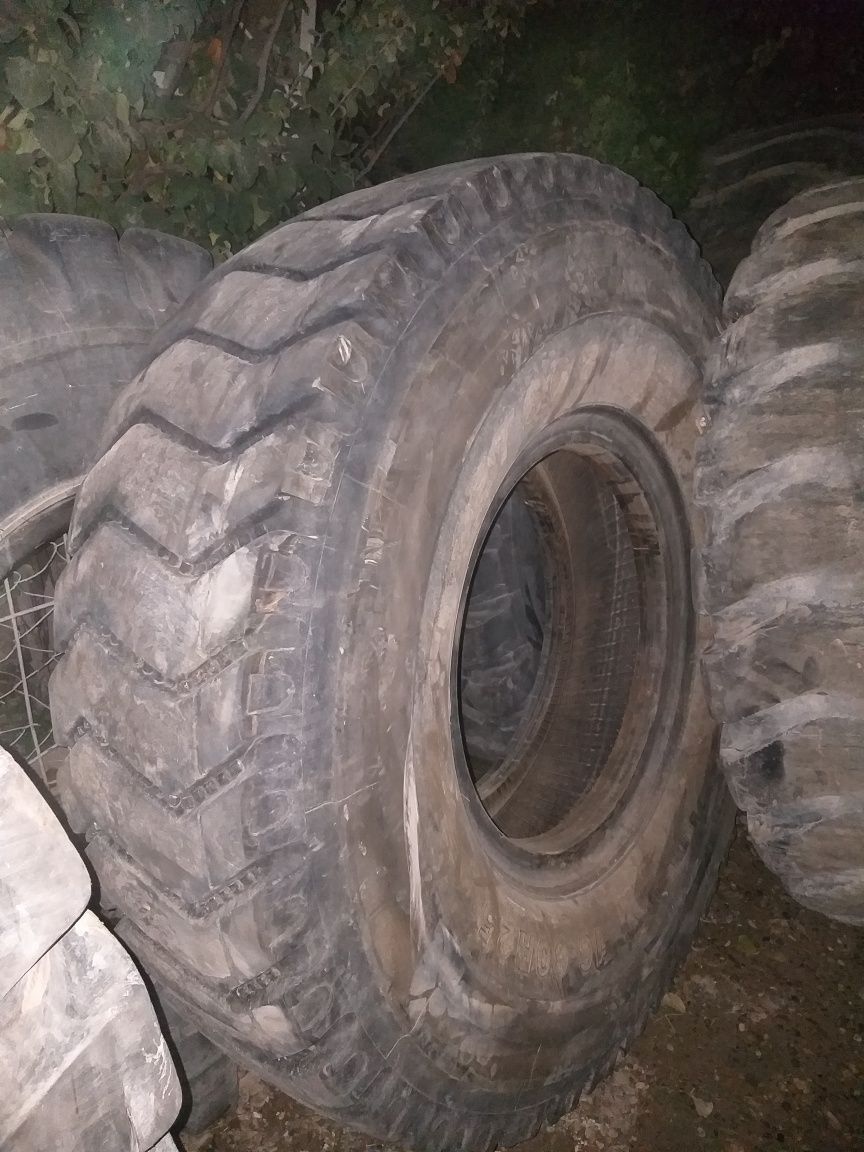 Продам шины для погрузчика