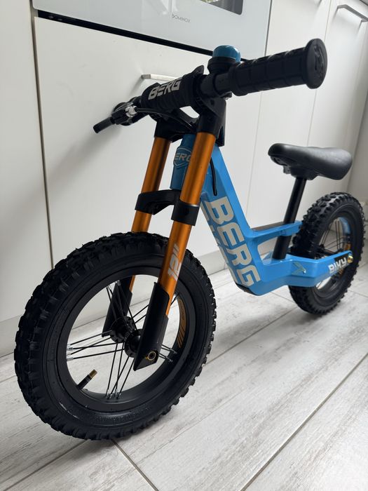 Bicicleta fara pedale BERG Biky Cross Albastru cu Frana de Mana